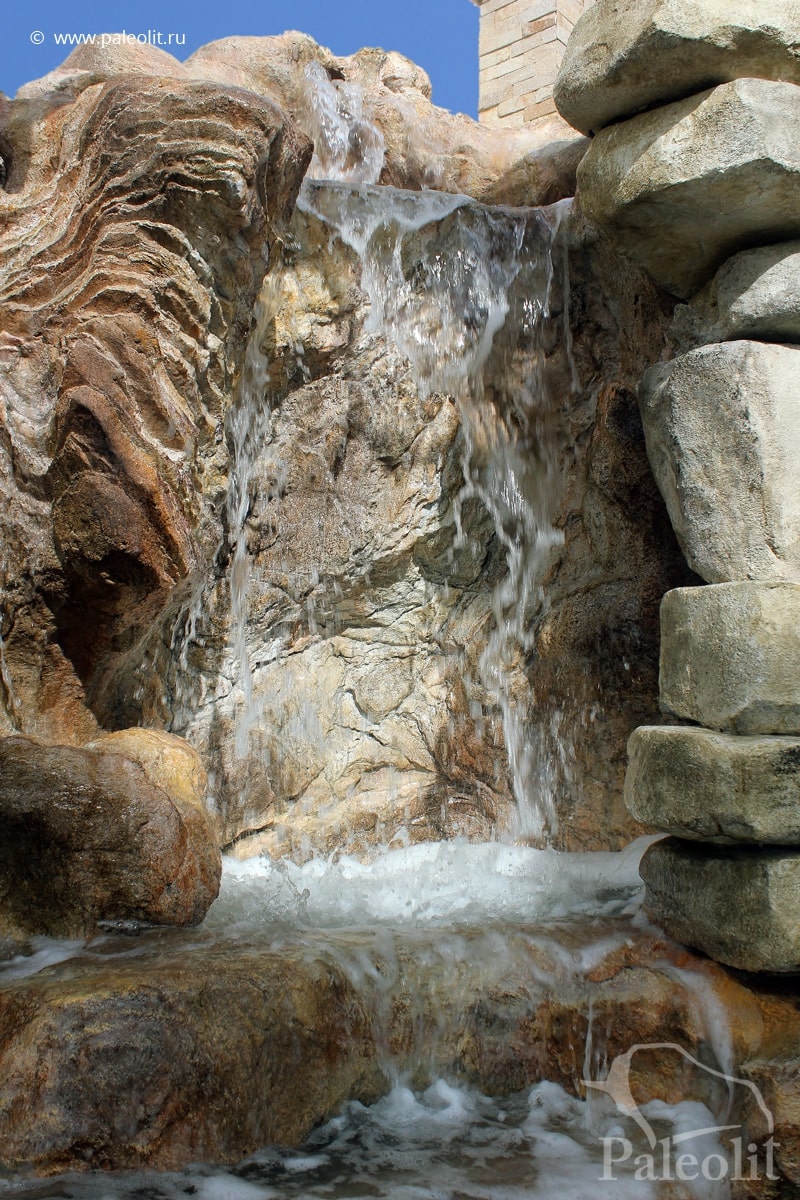 Искусственные водопады, пруды, водоемы и ручьи из искусственного камня .