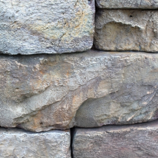 Каменная подпорная стенка
